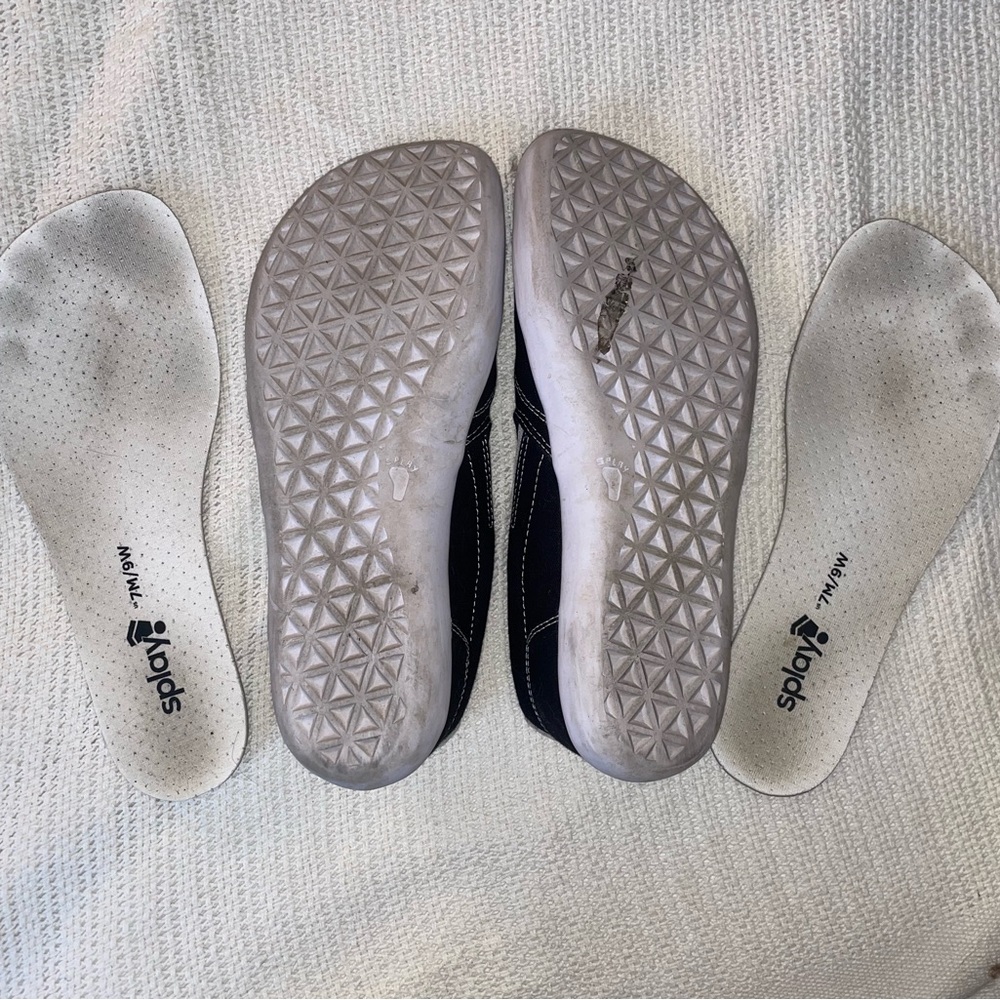 Splay Slip Ons (7 mens/9 womens)